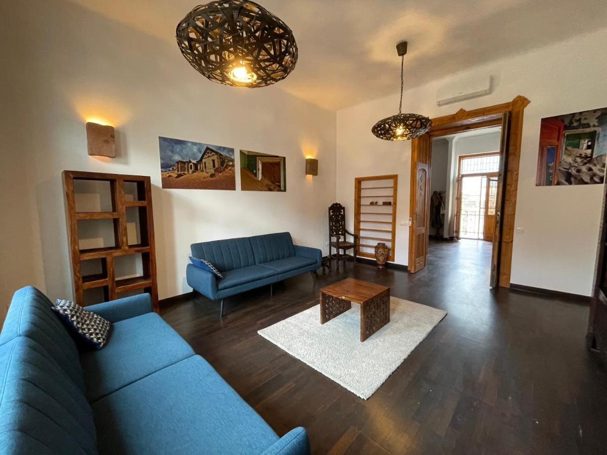 Supercentral Spacious Apartment Budapest Exterior photo