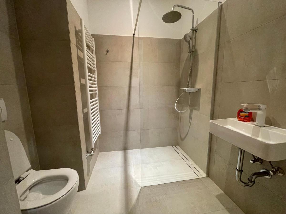 Supercentral Spacious Apartment Budapest Exterior photo